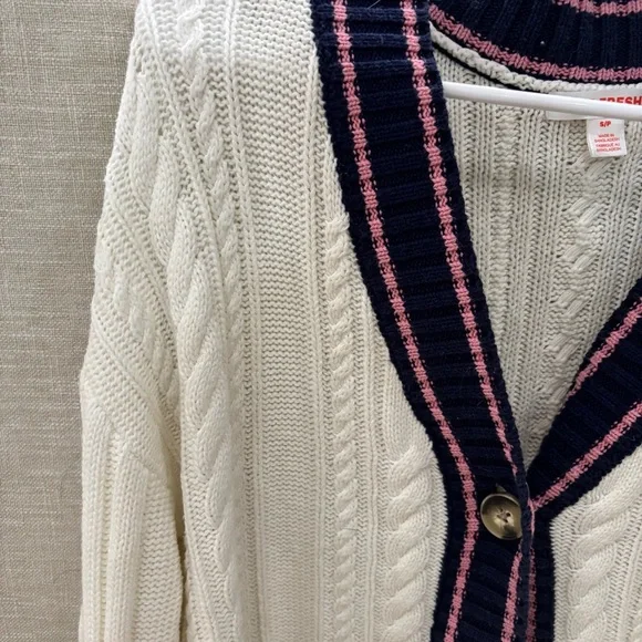 Sweater - Picture 2 of 2